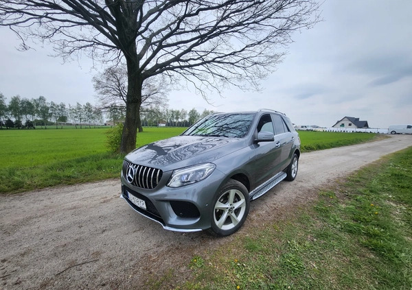 Mercedes-Benz GLE cena 114900 przebieg: 49000, rok produkcji 2017 z Polanów małe 277